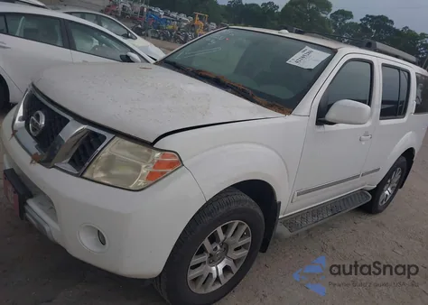 2010 Nissan Pathfinder Le из США, поврежденный, VIN 5N1AR1NN7AC606377